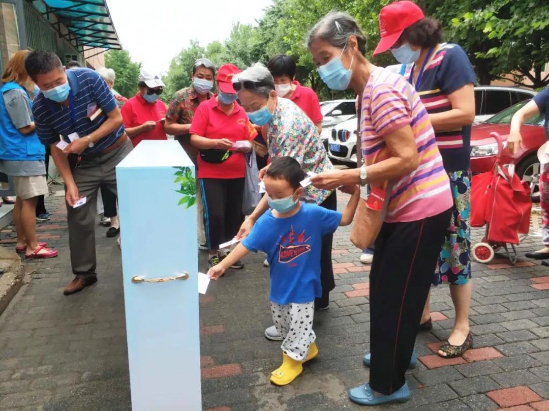 城南宠物百货批发市场，繁华盛景与商业潜力